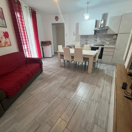 Casa Dante Lägenhet Porto Torres Exteriör bild